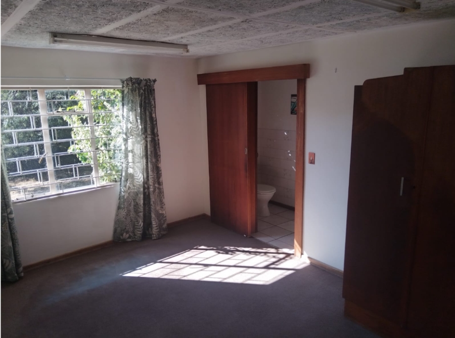 To Let 1 Bedroom Property for Rent in Vredenhof Sh Free State